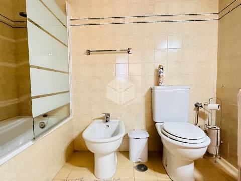 ARRENDA-SE DUPLEX TORRE DO RELÓGIO