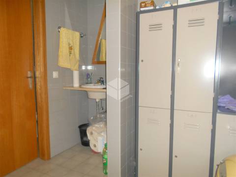 PRÉDIO NA BAIXA DA CIDADE- ZONA ARU