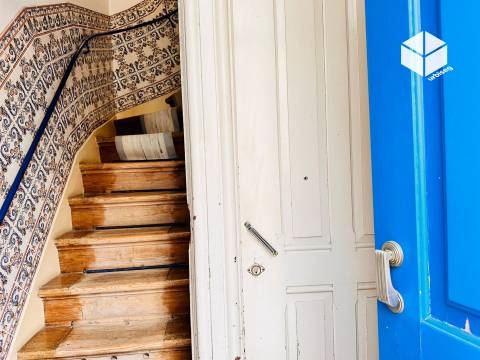 BAIRRO NOVO – APARTAMENTO T2+1 COM TERRAÇO  A 2 minutos a pé do Casino, a 5 minutos da Praia