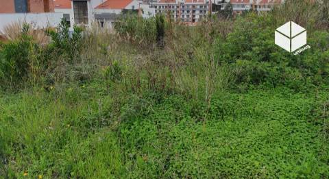 CONDADOS- TERRENO URBANO  Terreno urbano localizado no centro da cidade da Figueira da Foz