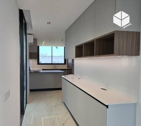 VISTA CIDADE E MAR, MORADIA M5 COM PISCINA EM BUARCOS