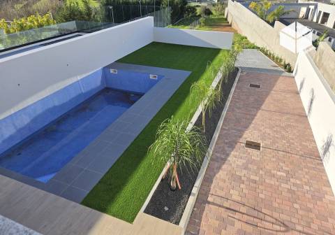 VISTA CIDADE E MAR, MORADIA M5 COM PISCINA EM BUARCOS