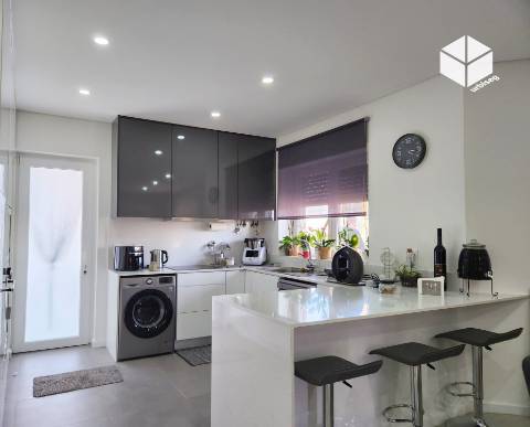 Figueira da Foz- Buarcos |MORADIA 6 QUARTOS +  GARAGEM