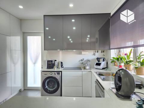 Figueira da Foz- Buarcos |MORADIA 6 QUARTOS +  GARAGEM