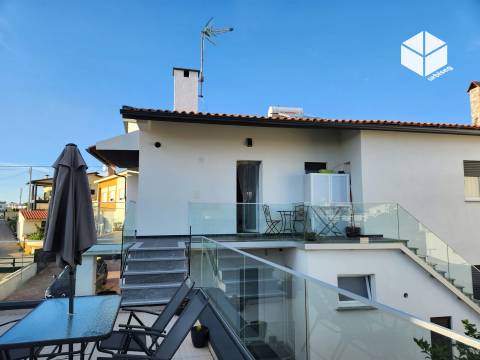 Figueira da Foz- Buarcos |MORADIA 6 QUARTOS +  GARAGEM