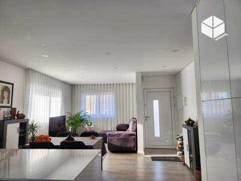 Figueira da Foz- Buarcos  | ANDAR MORADIA T3+ TERRAÇO