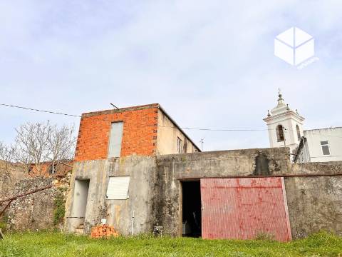 VINHA DA RAINHA- PRÉDIO 295M2