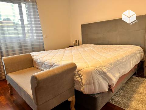 Moradia T4 com Piscina (1548m2)