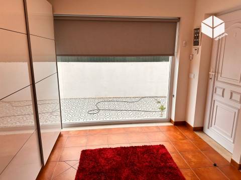 Moradia T4 com Piscina (1548m2)