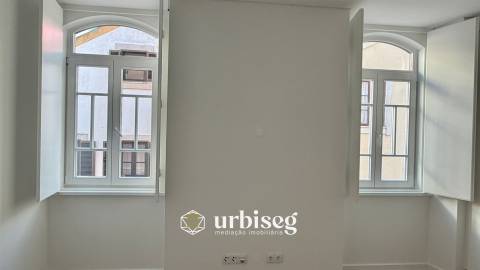 JUNTO À MARINA, CASINO E PRAIA – LOCALIZAÇÃO IMBATÍVEL!