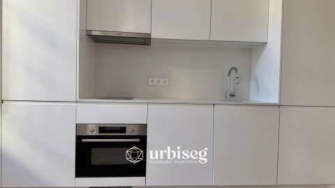 JUNTO À MARINA, CASINO E PRAIA – LOCALIZAÇÃO IMBATÍVEL!