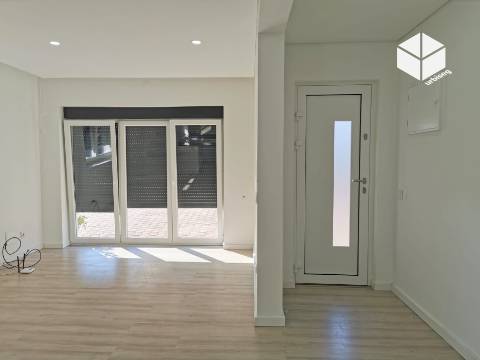 Figueira da Foz- Buarcos  | ANDAR MORADIA T3+ TERRAÇO+GARAGEM