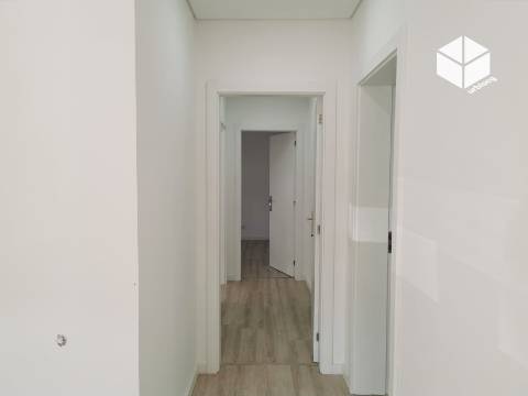 Figueira da Foz- Buarcos  | ANDAR MORADIA T3+ TERRAÇO+GARAGEM