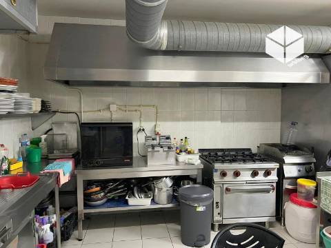 Venda de Comércio em Buarcos – Oportunidade Única na Praia.