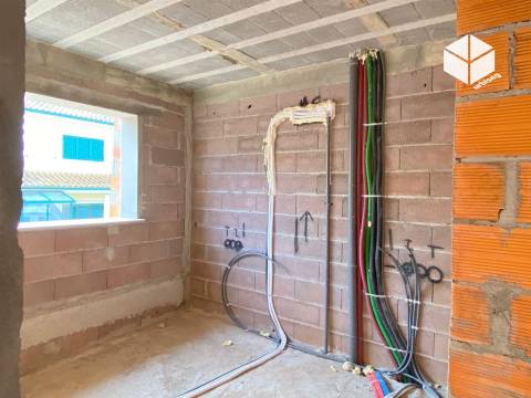 TAVAREDE- Moradia NOVA T3