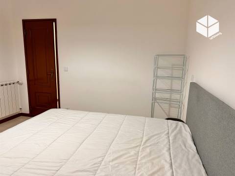 CARAS DIREITAS/Jardim de Buarcos_ Apartamento T1K COM TERRAÇO