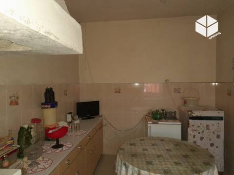 Moradia T3 no centro do Paião- 3112m2