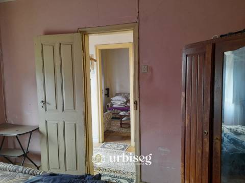 Moradia T3 com Terreno de 3112 m² no Centro do Paião, Oportunidade com Enorme Potencial