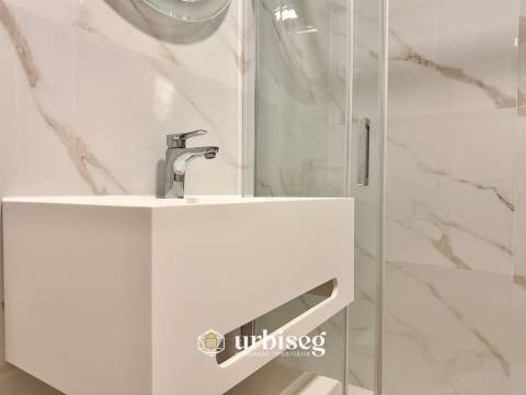 PRIMEIRA LINHA MAR- Avenida de Buarcos