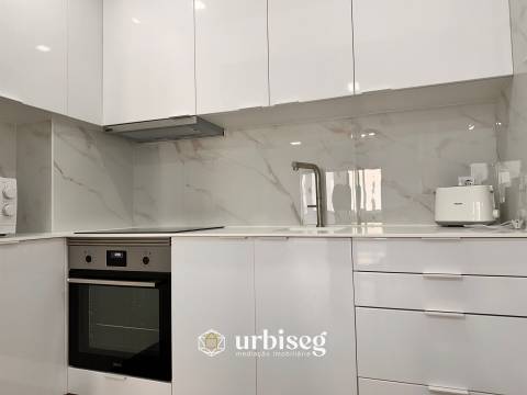 PRIMEIRA LINHA MAR- Avenida de Buarcos