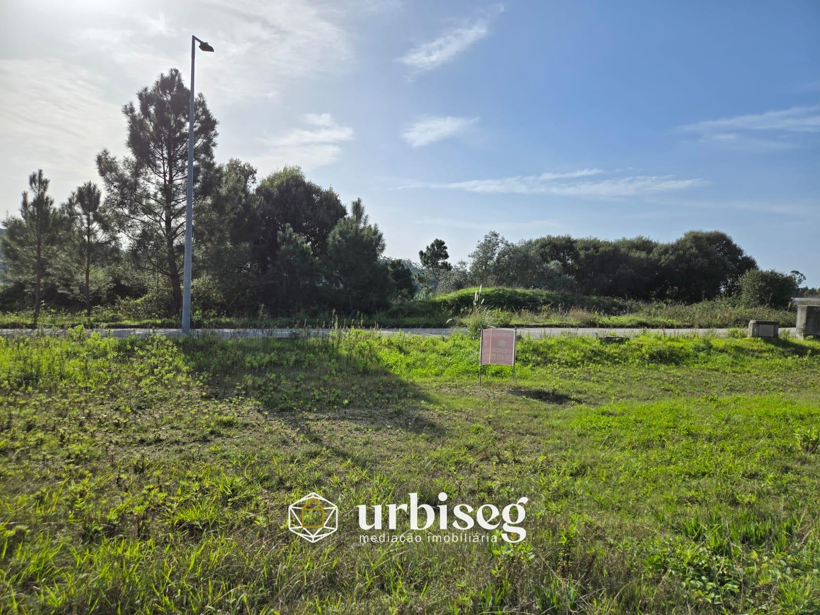 Terreno para Construção em Carritos, Tavarede | Urbiseg Imobiliária