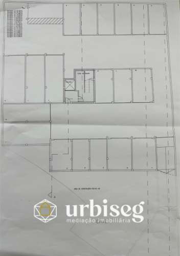 T2 – Rés do Chão com Terraço de 182m² | Oportunidade Única a 500m da Praia