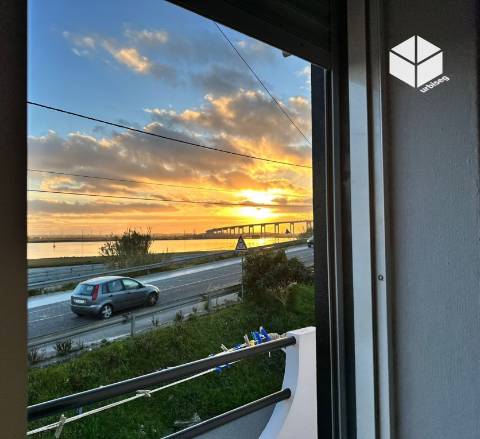 A 144 DA SALMANHA  – Moradia T4 de 3 pisos