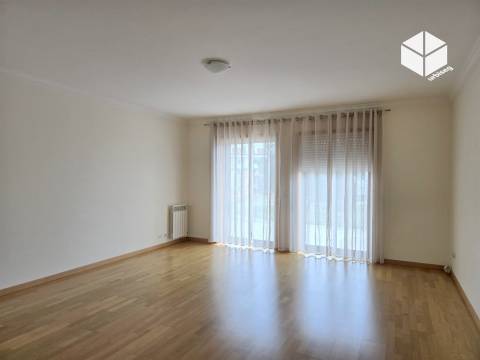 Apartamento T3 com Garagem – Figueira da Foz