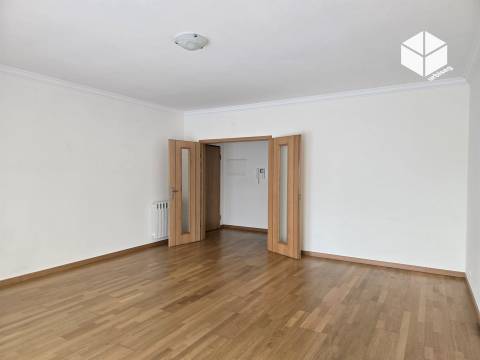 Apartamento T3 com Garagem – Figueira da Foz