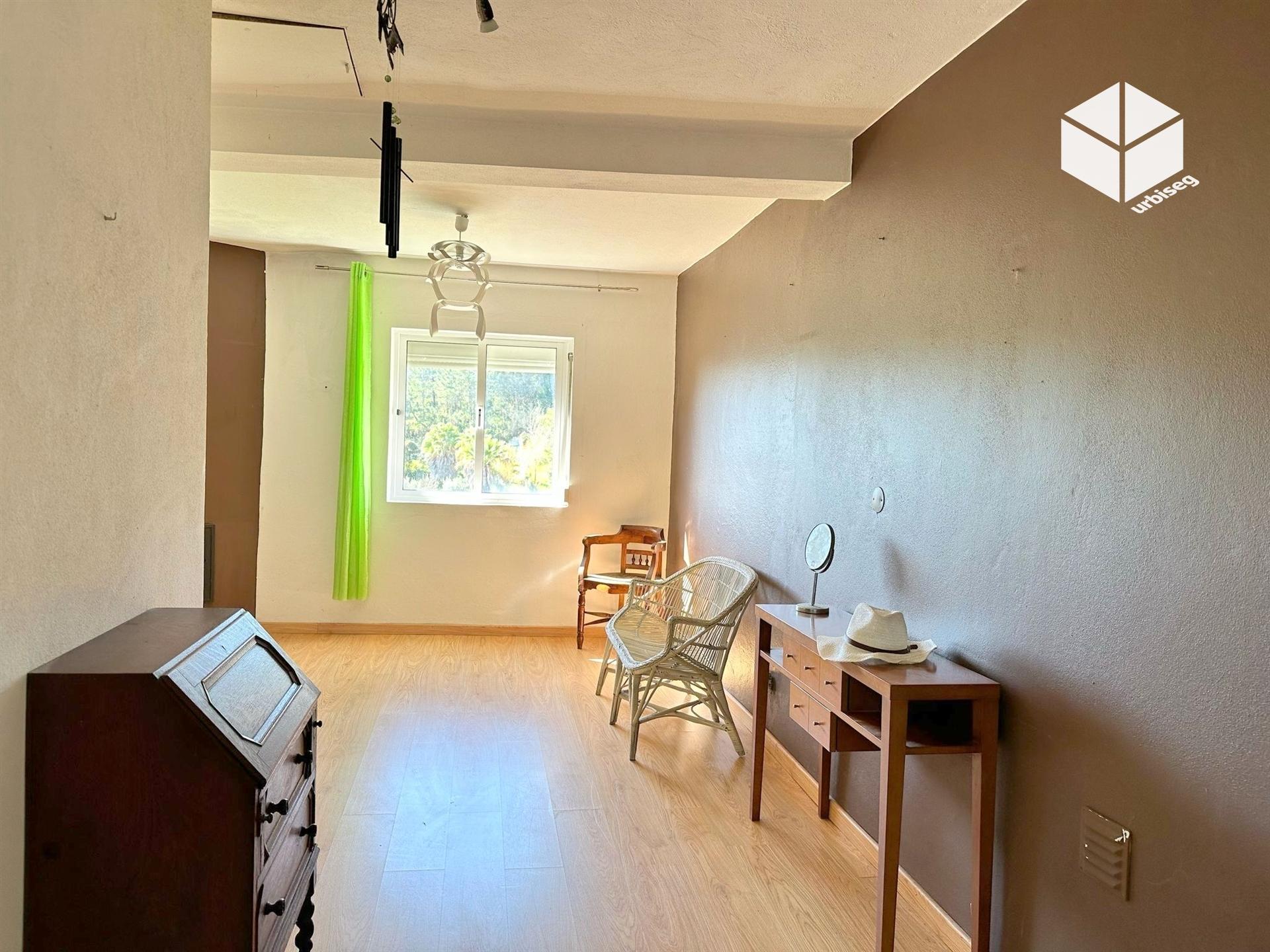 MORADIA T3 COM VISTAS DE MAR NO CABO MONDEGO, VAIS