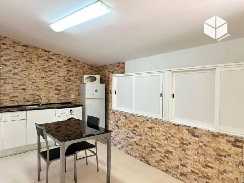 MORADIA T3 COM VISTAS DE MAR NO CABO MONDEGO, VAIS