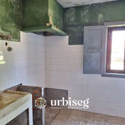 Moradia para Reconstrução | Serra das Alhadas