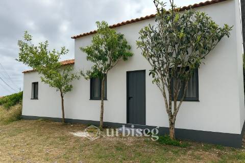 Moradia para Reconstrução | Serra das Alhadas