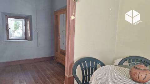 A CASA Nº 28 DA RUA DO BARRO  VALADA – GESTEIRA - SOURE