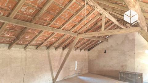 A CASA Nº 28 DA RUA DO BARRO  VALADA – GESTEIRA - SOURE