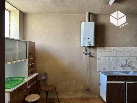 A CASA Nº 28 DA RUA DO BARRO  VALADA – GESTEIRA - SOURE