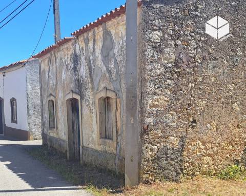 VALADA / GESTEIRA – PROPRIEDADE COM  1.297 m²