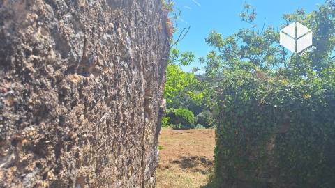 VALADA / GESTEIRA – PROPRIEDADE COM  1.297 m²