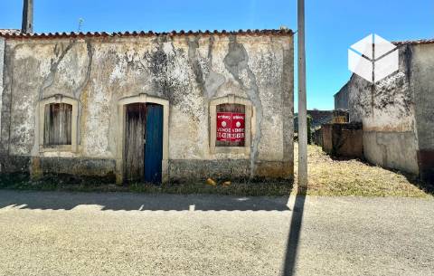 VALADA / GESTEIRA – PROPRIEDADE COM  1.297 m²