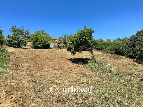 Propriedade para Reabilitação em Gesteira, Soure | Urbiseg Imobiliária