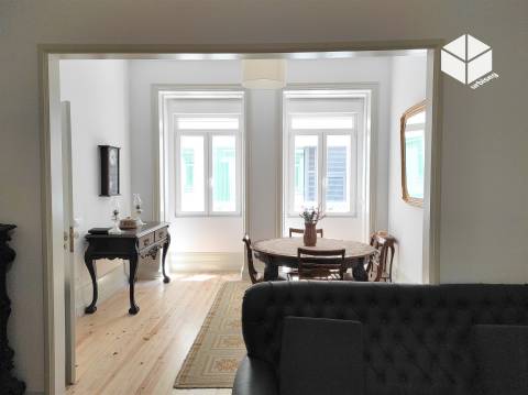 MORADIA DE TRAÇA ANTIGA NO BAIRRO NOVO – FIGUEIRA DA FOZ