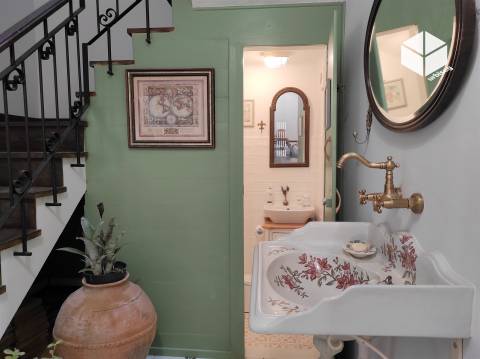 MORADIA DE TRAÇA ANTIGA NO BAIRRO NOVO – FIGUEIRA DA FOZ