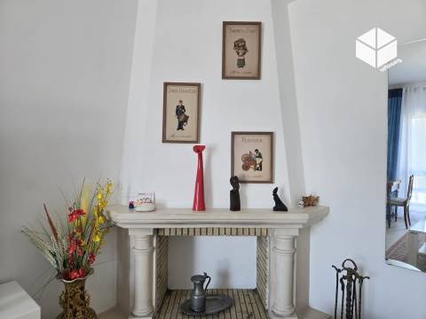 MORADIA COM PISCINA NA DESLUMBRANTE PRAIA DE QUIAIOS