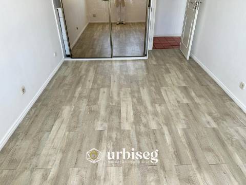 APARTAMENTO T4 COM GARAGEM DUPLA E ARRUMO – TAVAREDE, FIGUEIRA DA FOZ