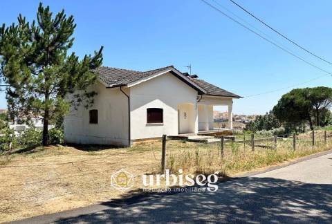 A QUINTA - EMIDE VILLAGE