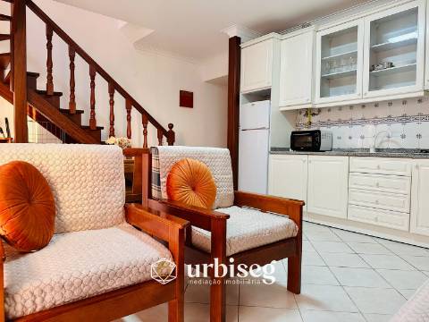 VIVA COM VISTA, SINTA A PRAIA – T1 DUPLEX NA ZONA MAIS NOBRE DA FIGUEIRA