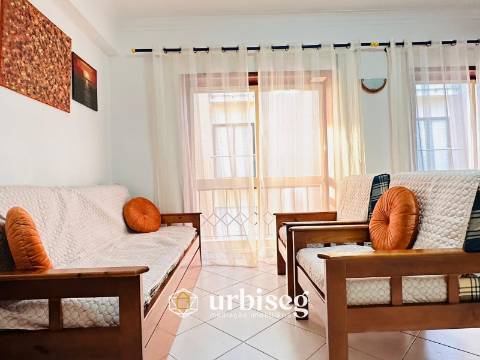 VIVA COM VISTA, SINTA A PRAIA – T1 DUPLEX NA ZONA MAIS NOBRE DA FIGUEIRA