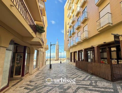 VIVA COM VISTA, SINTA A PRAIA – T1 DUPLEX NA ZONA MAIS NOBRE DA FIGUEIRA