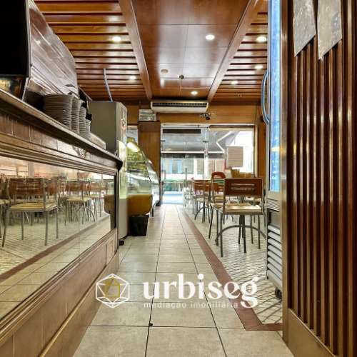 UM(A) IMPÉRIO DE HISTÓRIAS PARA TRESPASSE