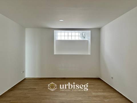 ARRENDA-SE T1 COM 78 M² NA RUA DAS ROSAS – BAIXA DA CIDADE, FIGUEIRA DA FOZ